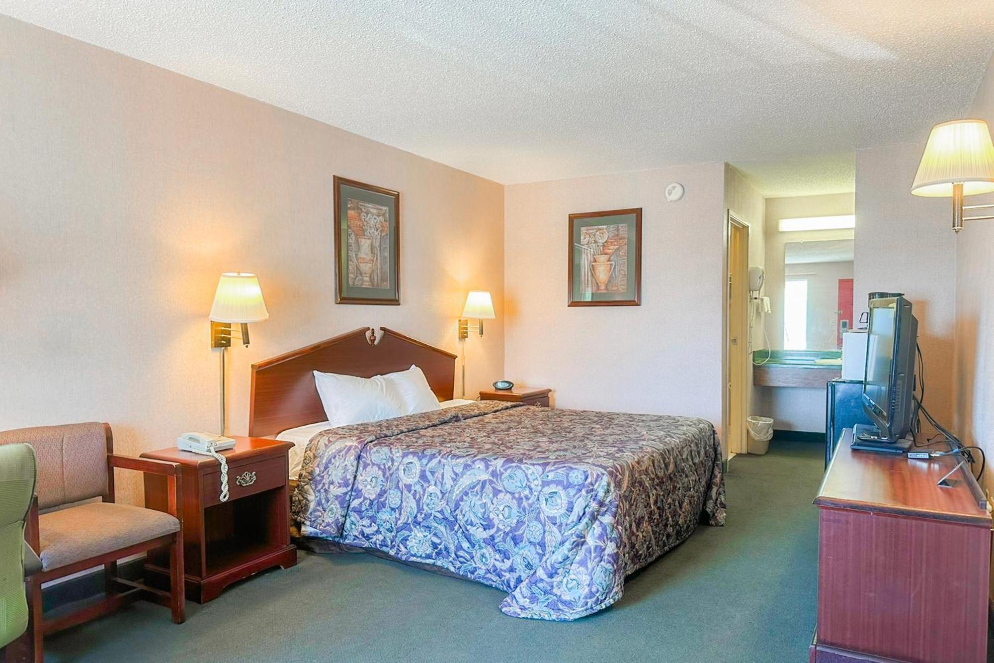 Oyo Hotel East Macon I-75 Экстерьер фото