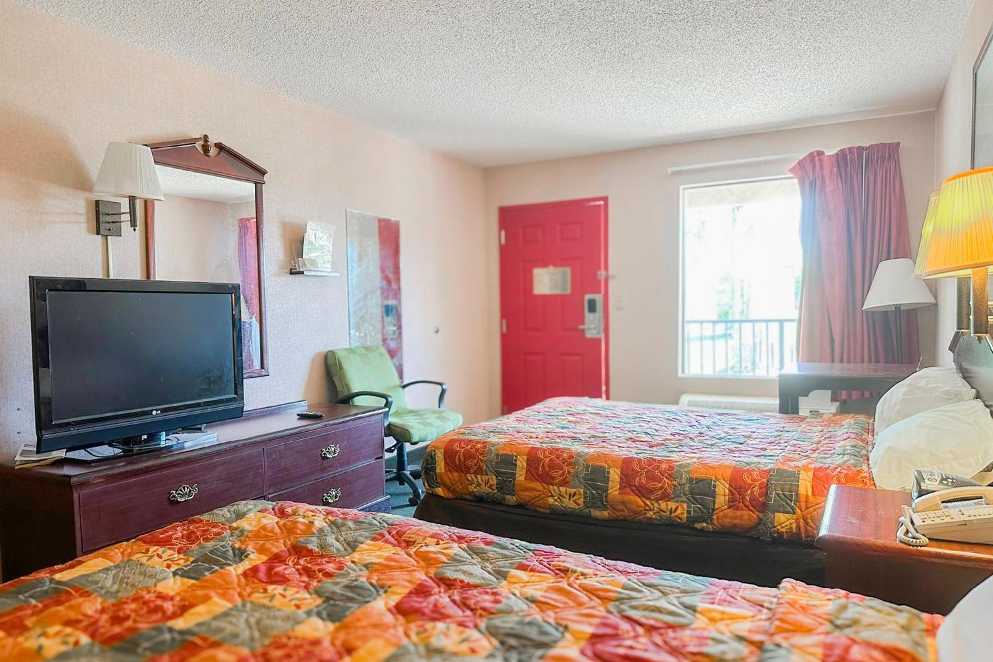 Oyo Hotel East Macon I-75 Экстерьер фото