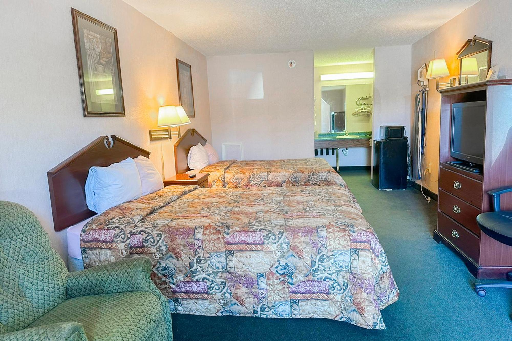 Oyo Hotel East Macon I-75 Экстерьер фото