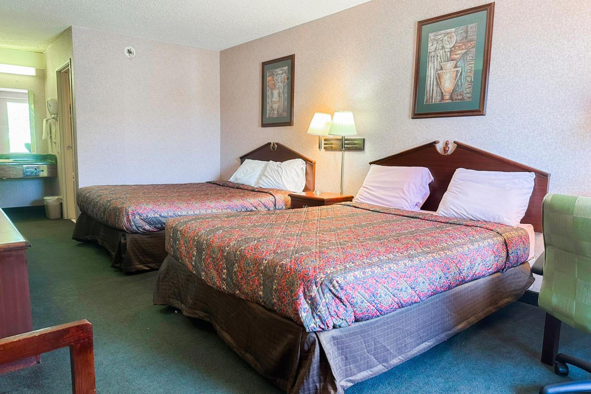 Oyo Hotel East Macon I-75 Экстерьер фото